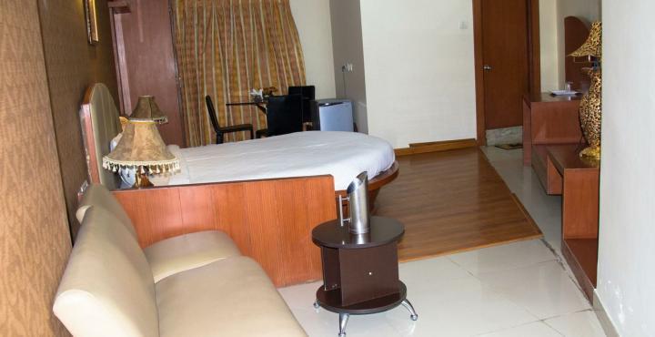 Hotel O Grandeur By Orbit Hotels Near Chennai Shopping Mall Хайдарабад Экстерьер фото