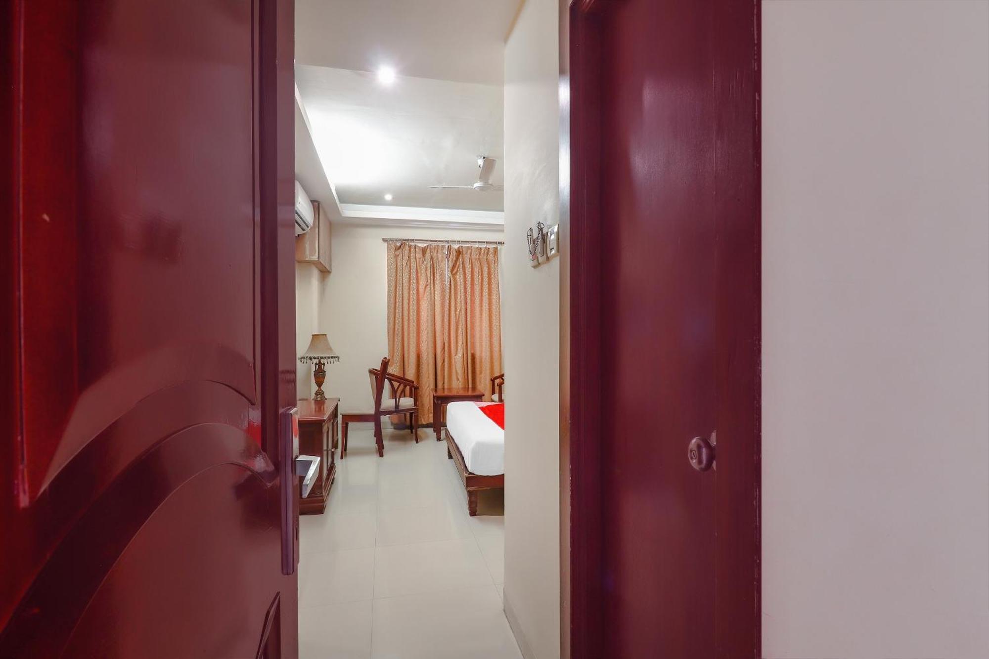 Hotel O Grandeur By Orbit Hotels Near Chennai Shopping Mall Хайдарабад Экстерьер фото