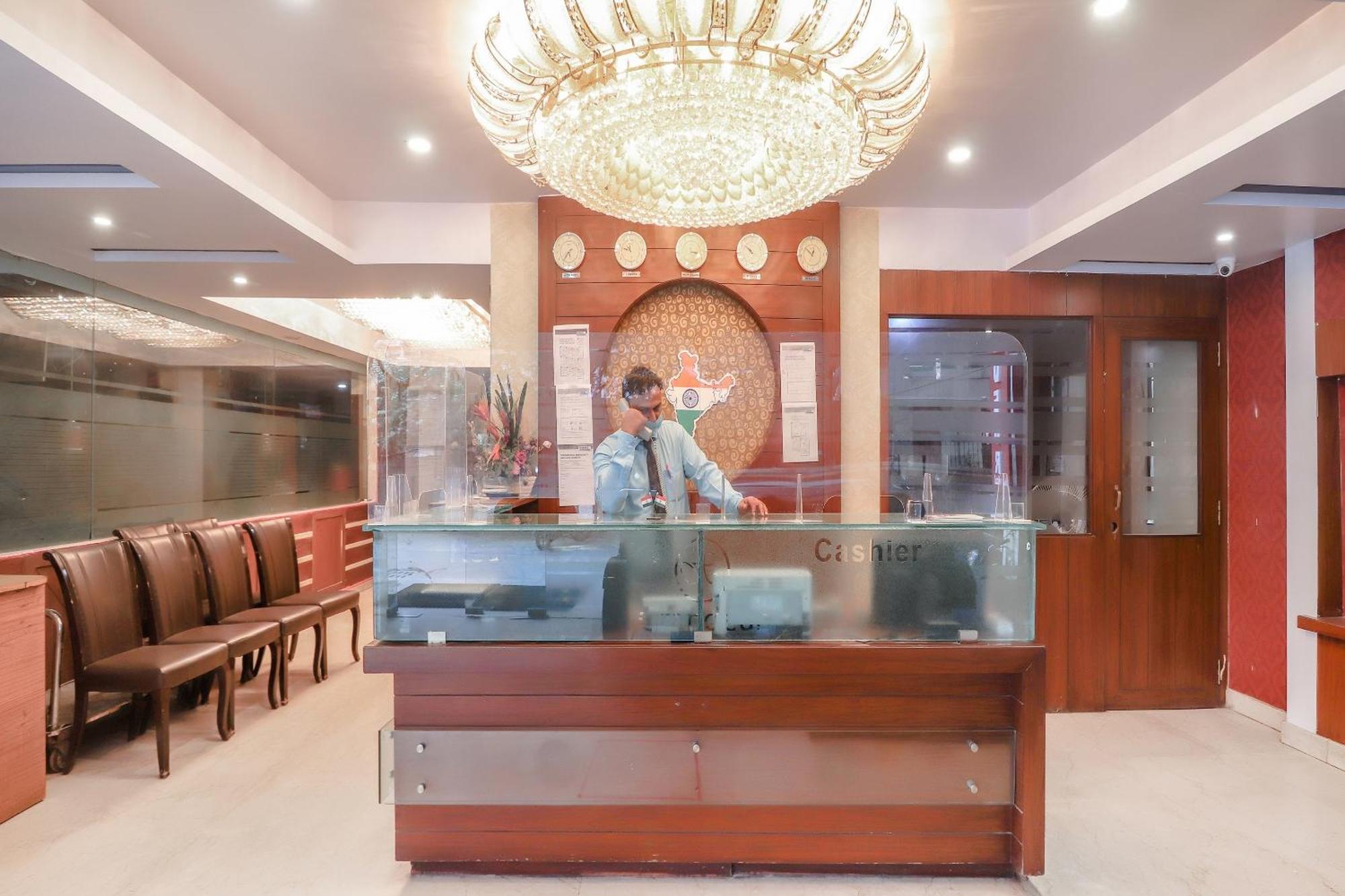 Hotel O Grandeur By Orbit Hotels Near Chennai Shopping Mall Хайдарабад Экстерьер фото
