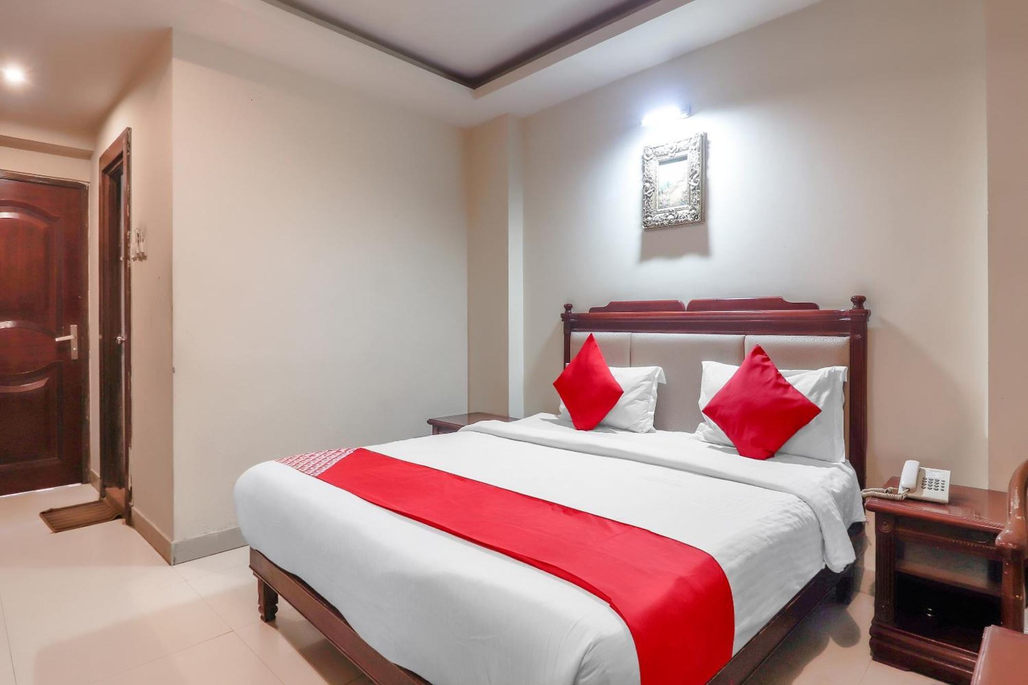 Hotel O Grandeur By Orbit Hotels Near Chennai Shopping Mall Хайдарабад Экстерьер фото