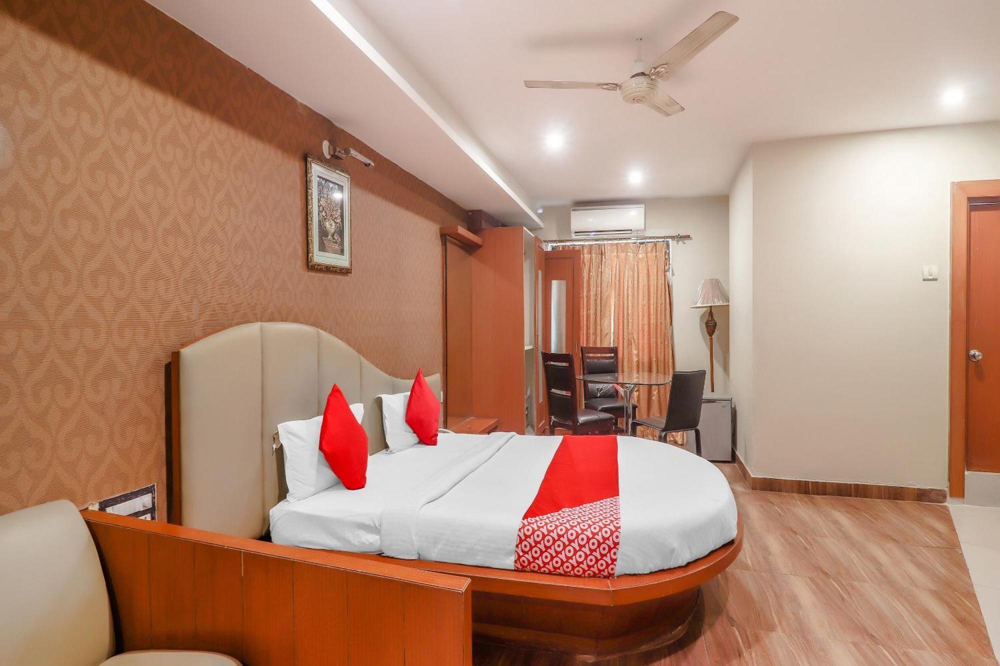 Hotel O Grandeur By Orbit Hotels Near Chennai Shopping Mall Хайдарабад Экстерьер фото